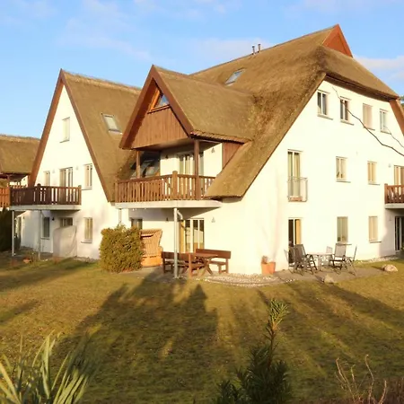 Prázdninový dům 4 Reetdachhaus Diplomatenweg 1 Cc Kolpinsee