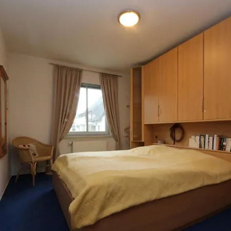 Prázdninový dům 4 Reetdachhaus Diplomatenweg 1 Cc *